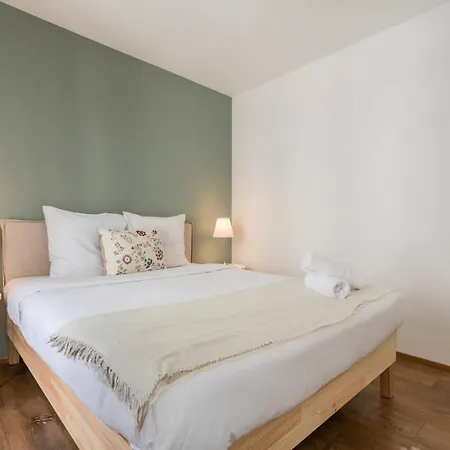 Old - Beautiful House 3 Bdrms 6pers. *