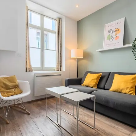 Old - Beautiful House 3 Bdrms 6pers.