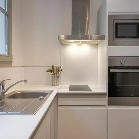 Old - Beautiful House 3 Bdrms 6pers.