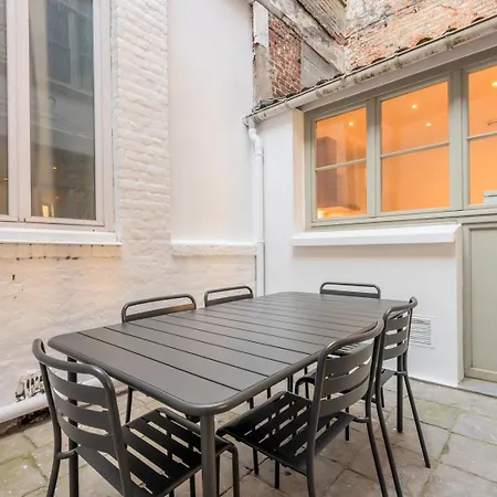 아파트 Old - Beautiful House 3 Bdrms 6pers.